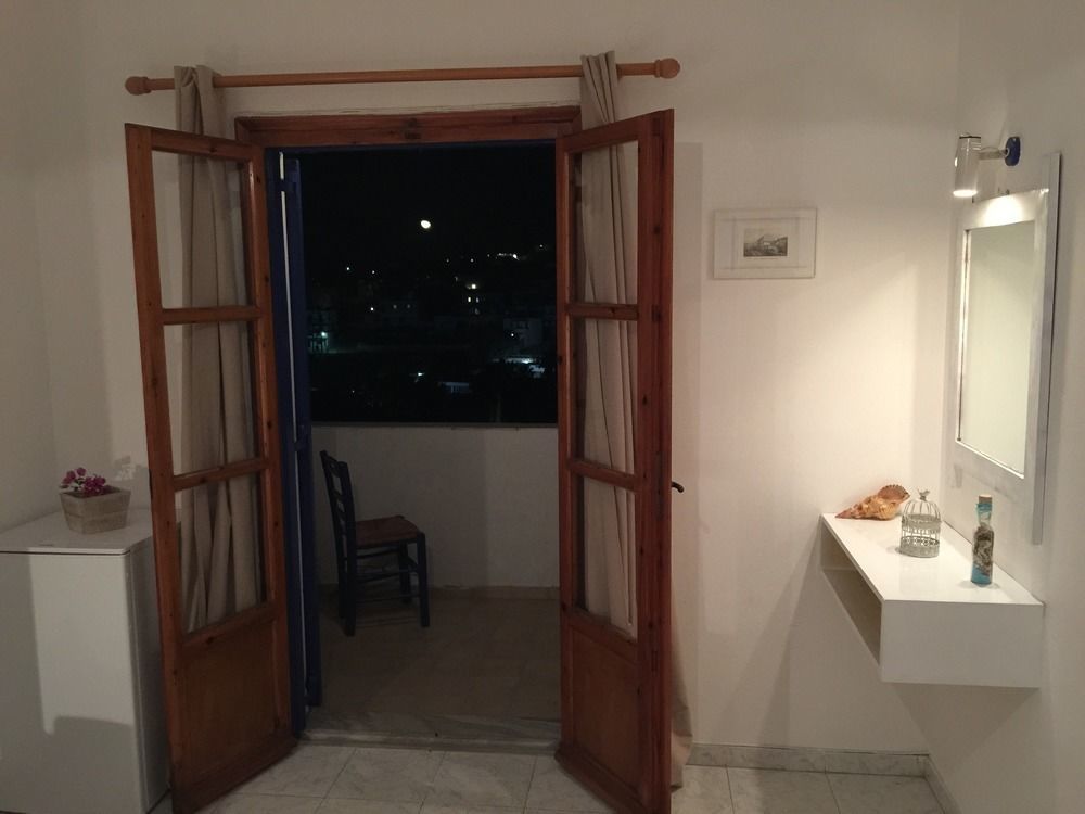 Villa Galini เนาซา ภายนอก รูปภาพ